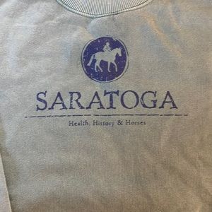 Saratoga NY kids crewneck sweatshirt. Size M